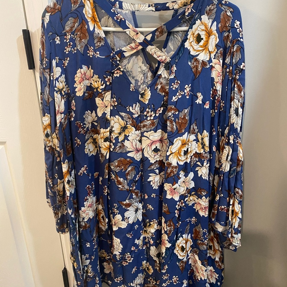 Umgee Navy Floral Tunic Top